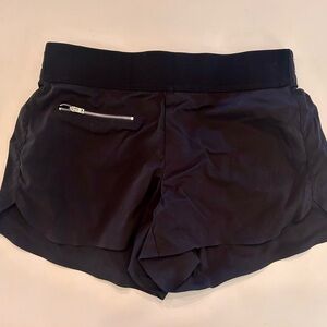 EUC - Black ATHLETA Shorts -Size 2 - Zipper - CUTE! 🖤